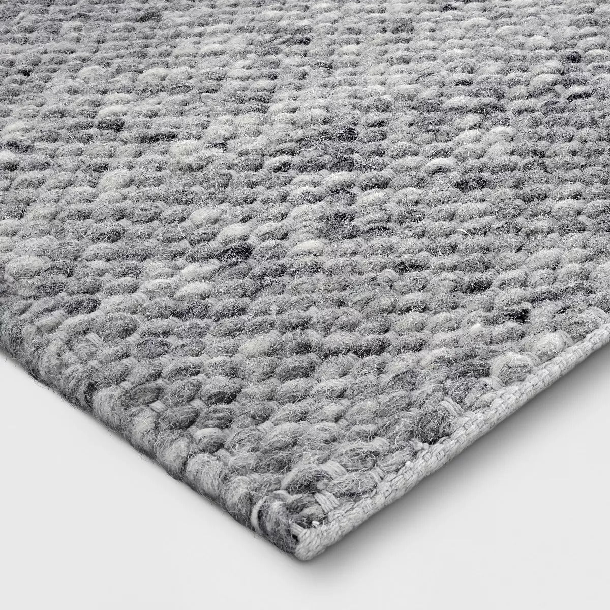 2'3" x 7' Rug